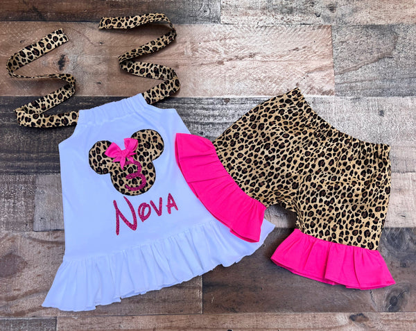 Minnie Mouse Outfit 